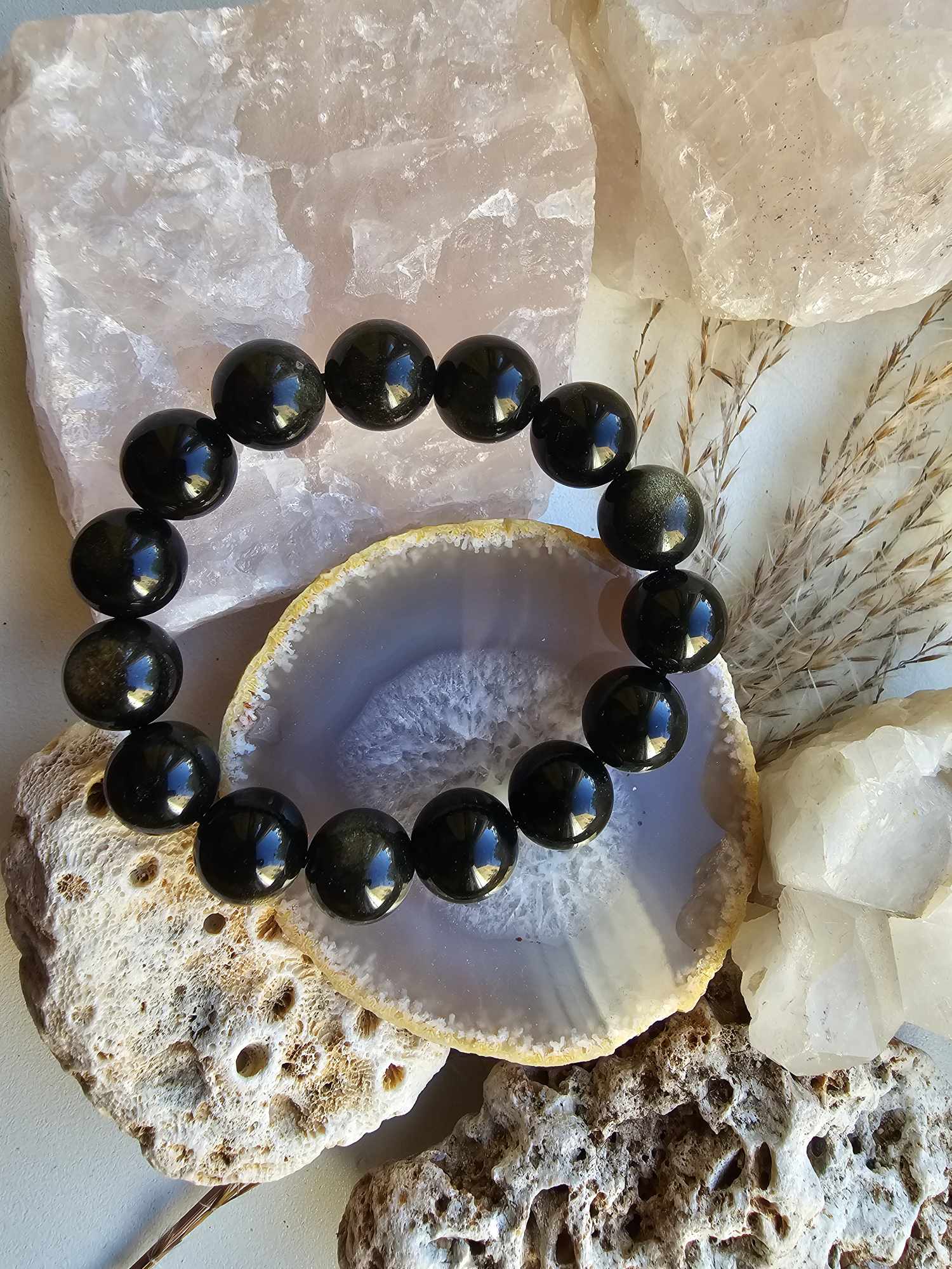 Obsidianas auksinis (apsauga, saves pazinimas)