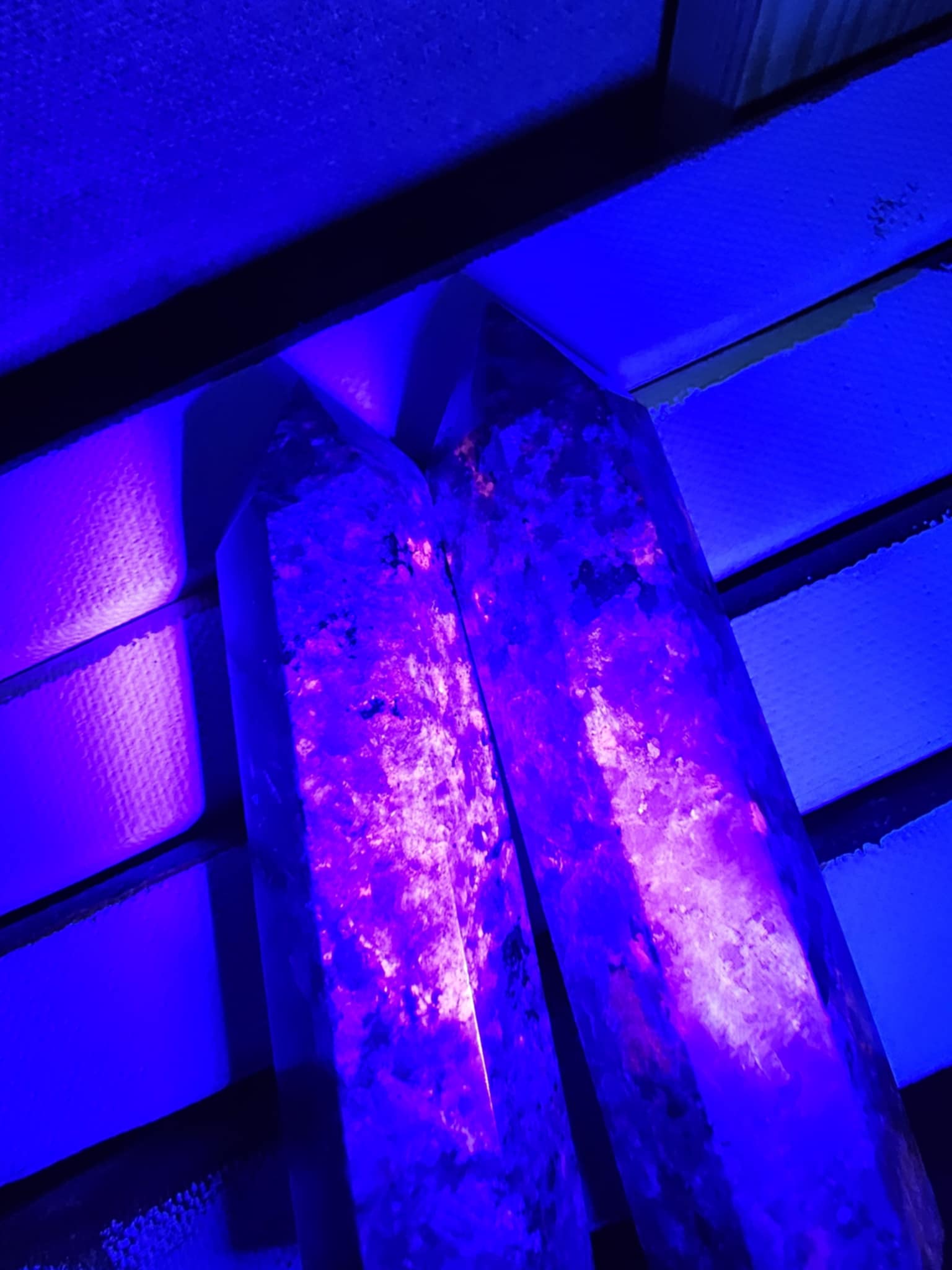 Joperlitas (pasitikėjimas, drąsa, ramybė) UV šviečia