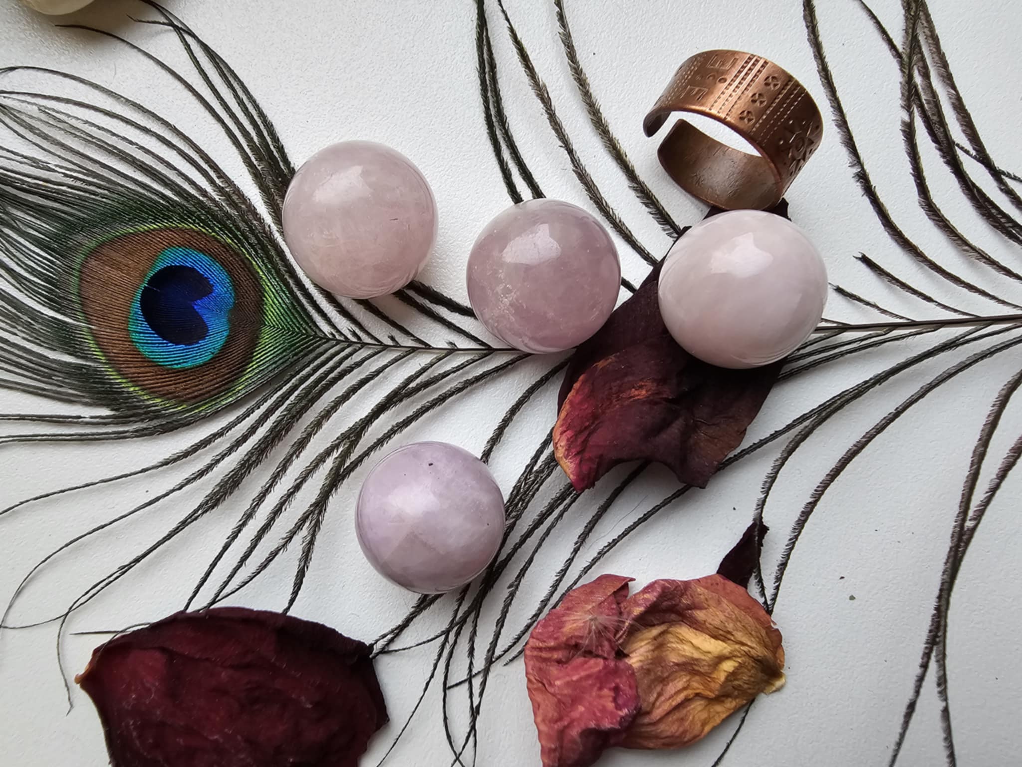 Kuncitas sfera (meilė besąlygiška)
