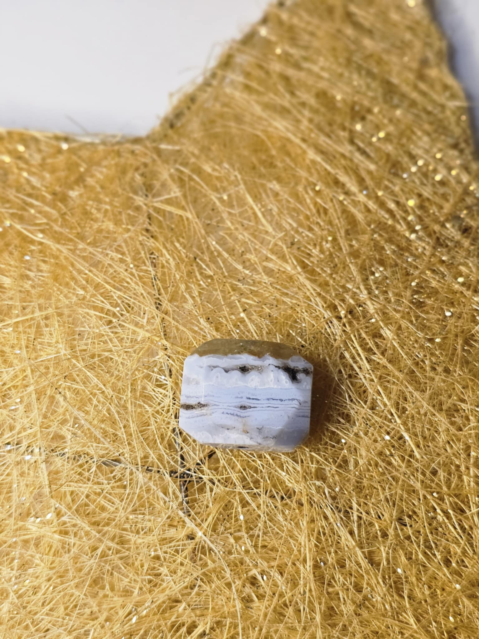 Chalcedonas melsvasis (kalba, diplomatija, komunikacija)