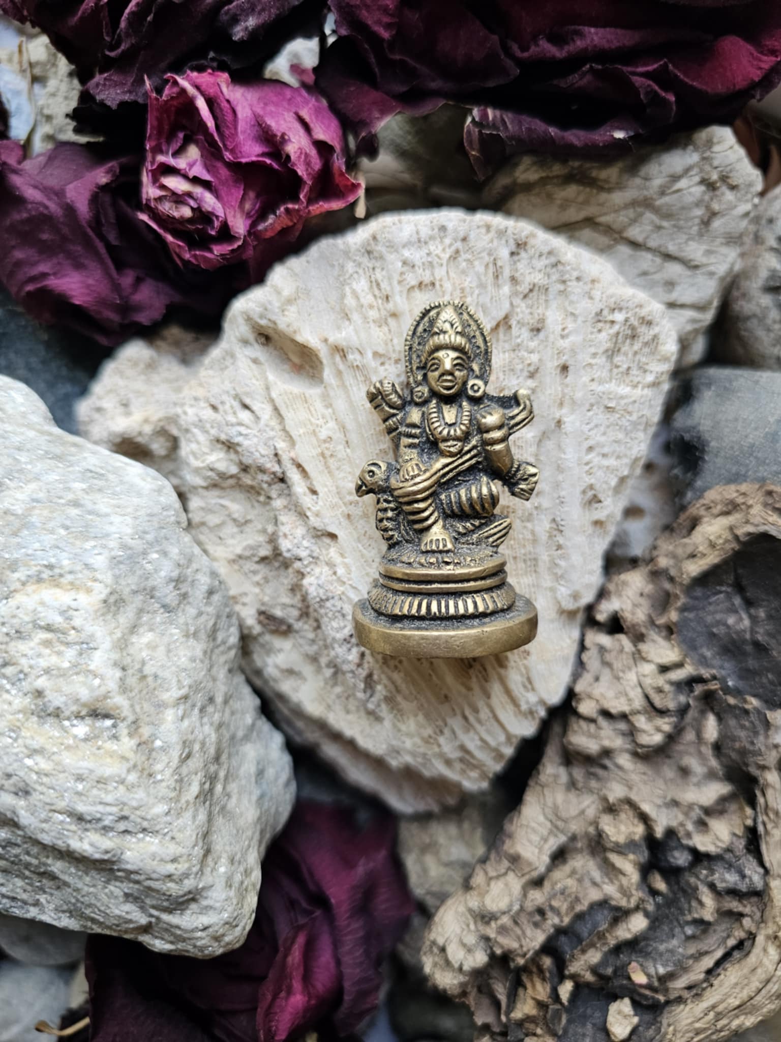Sarasvati – išminties, kūrybos ir vidinės šviesos deivė