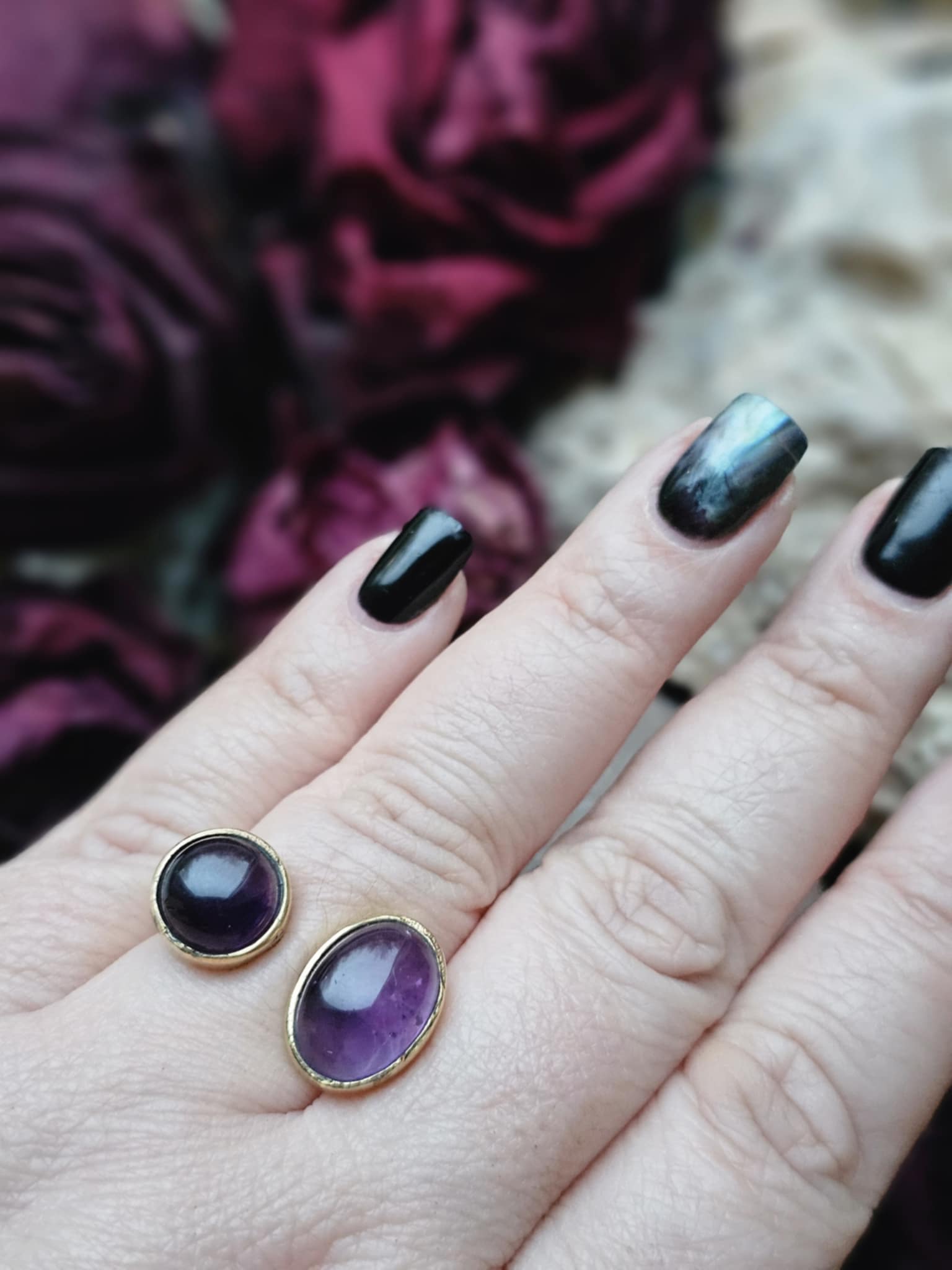 Ametistas žiedas (vidinė laisvė, transformacija)