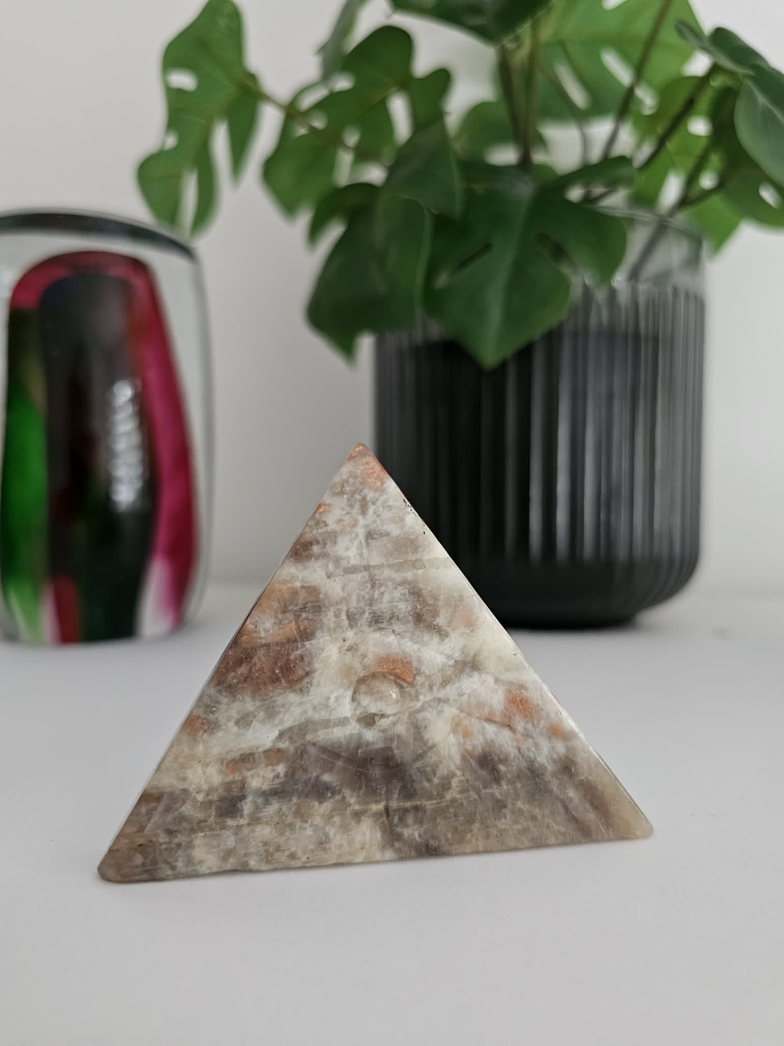 Mėnulio akmuo AKIS (moters, ramybė, sveikata, moteriškumas)