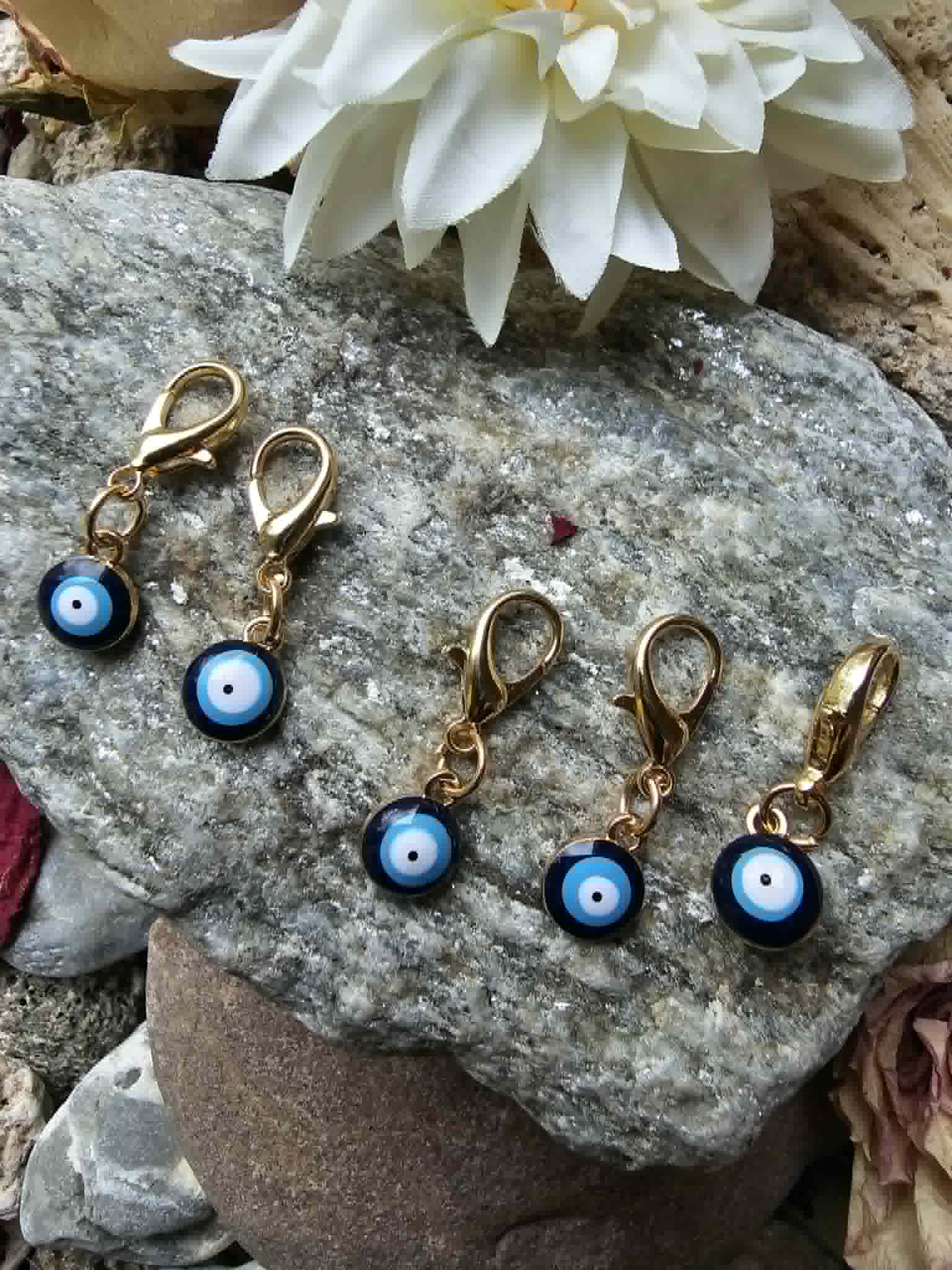 Apsaugos Amuletas: Mistinis Skydas nuo Blogos Akies, Evil eye