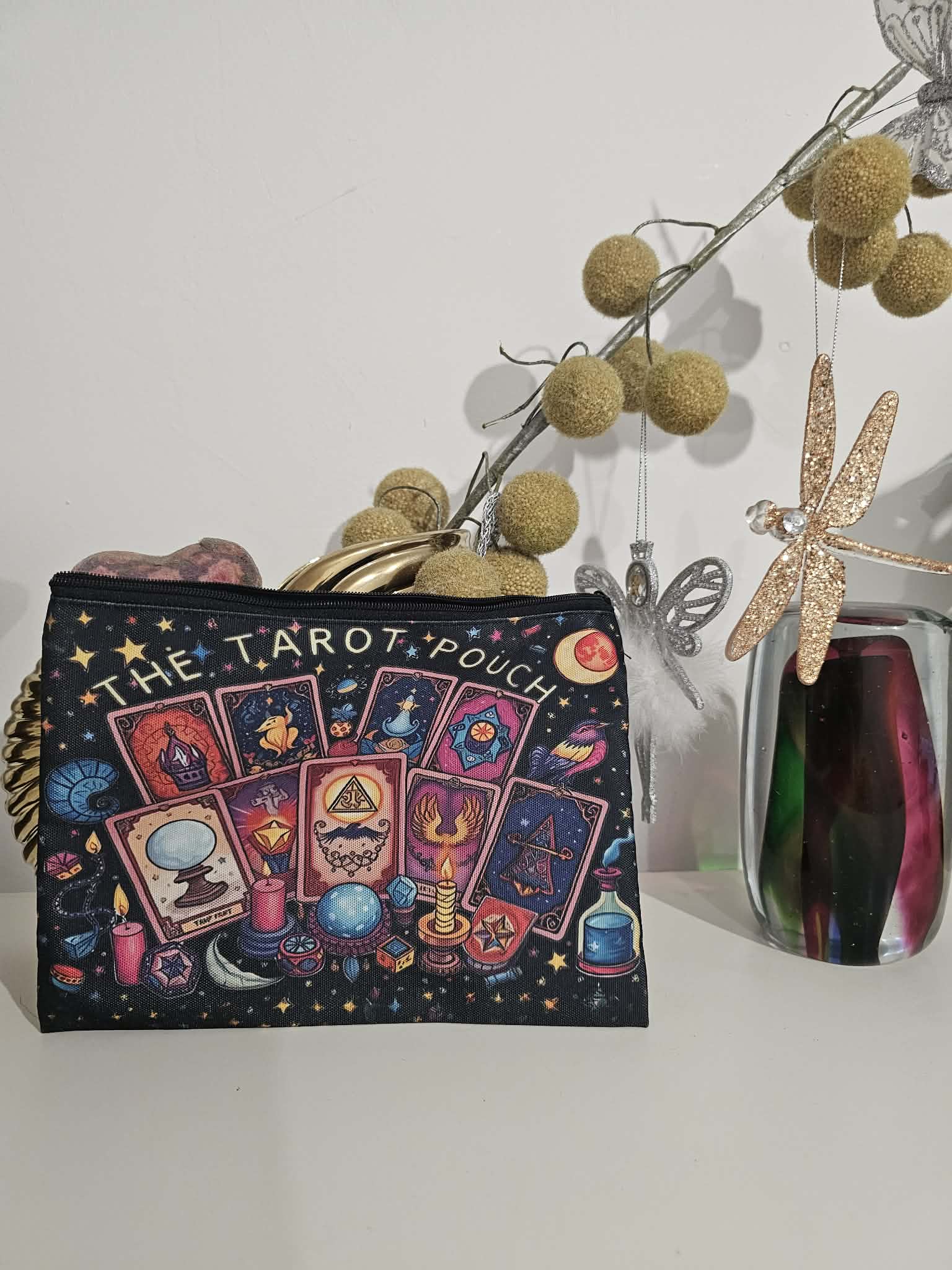 Kosmetinė, dėklas kortoms, ritualų reikmenims