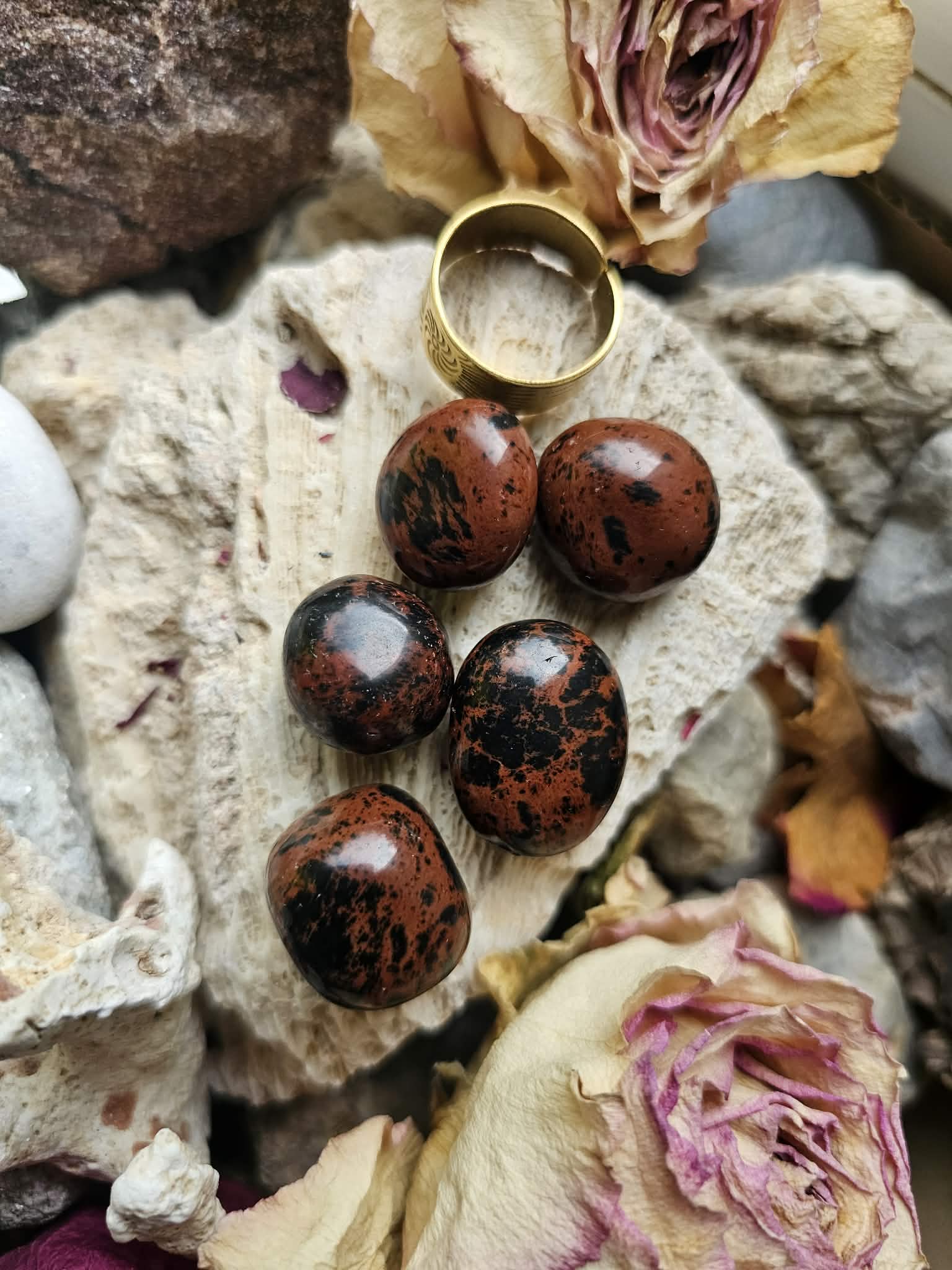 Obsidianas Mahagoninis (drąsa, apsauga, stabilumas)