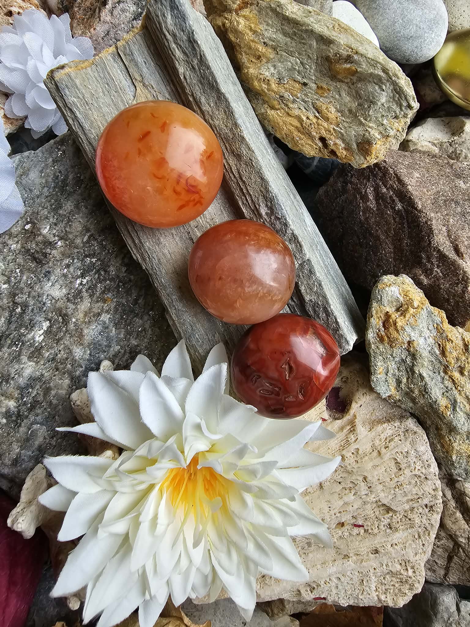 Karneolis (meilė, aistra, vaisingumas, motyvacija)